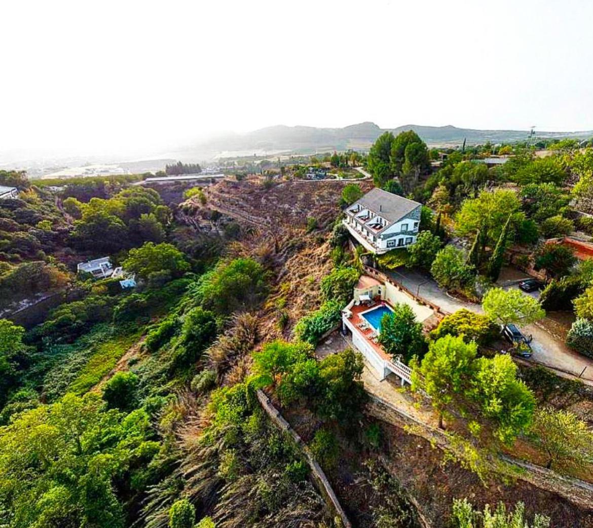 Villa Ignacia B&B - Naturaleza Entre Ronda Y Setenil Arriate Ngoại thất bức ảnh